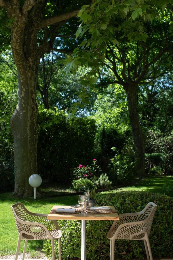 Societe Hoteliere De Montmirail Gigondas Bagian luar foto